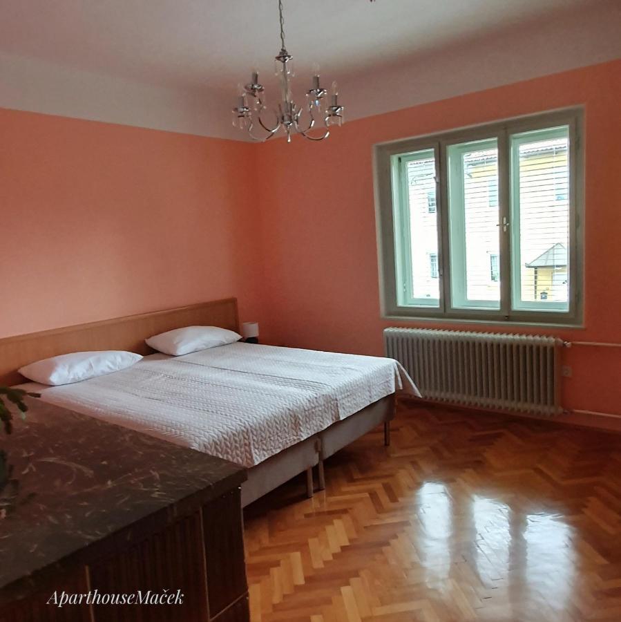 Апартаменти Aparthouse Macek Любляна Екстер'єр фото