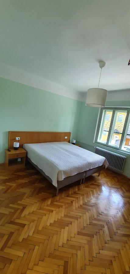 Апартаменти Aparthouse Macek Любляна Екстер'єр фото